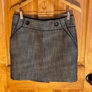 THE LIMITED 🔥Black White & Silver Tweed Mini Skirt, EUC